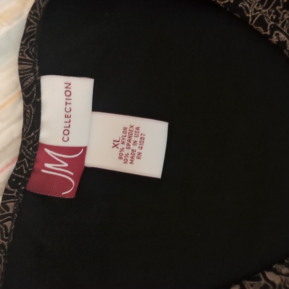 Elegant Black and Gold Women's Top - Picture 2 of 6